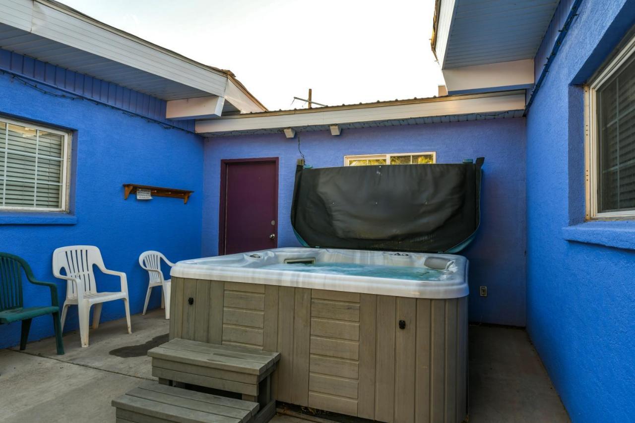 Inn 1 - Downtown 1 Bedroom Unit, Sleeps 6 With Shared Hot Tub Moab Ngoại thất bức ảnh