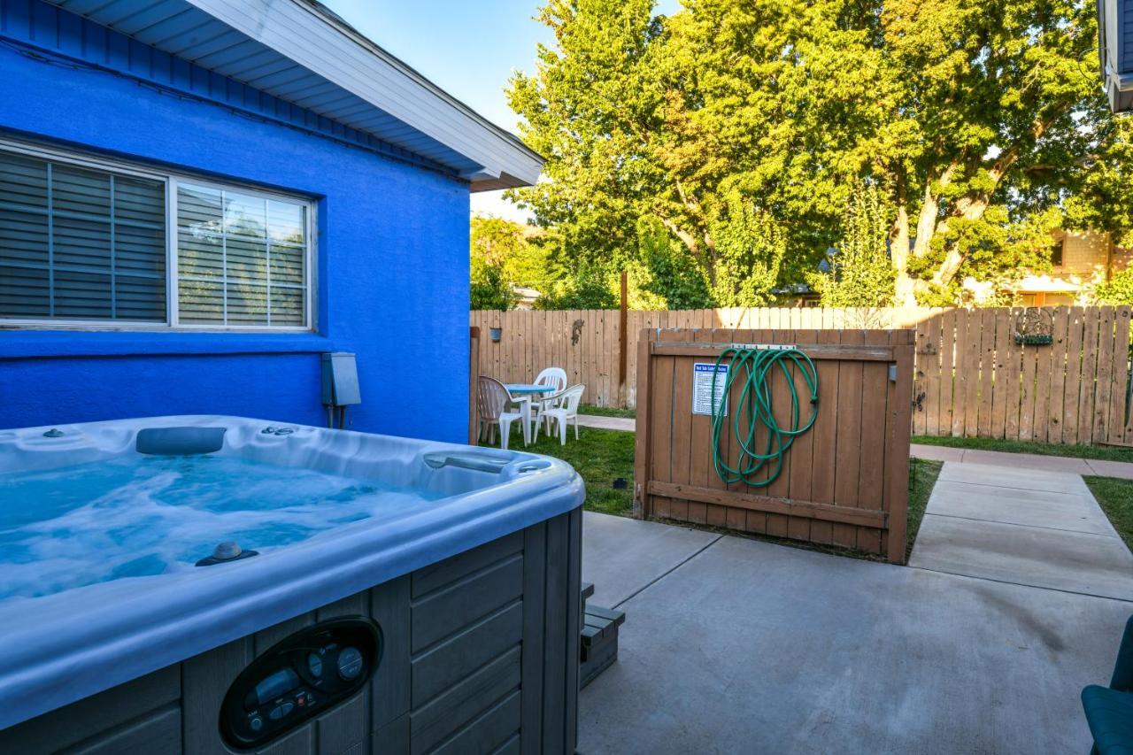 Inn 1 - Downtown 1 Bedroom Unit, Sleeps 6 With Shared Hot Tub Moab Ngoại thất bức ảnh